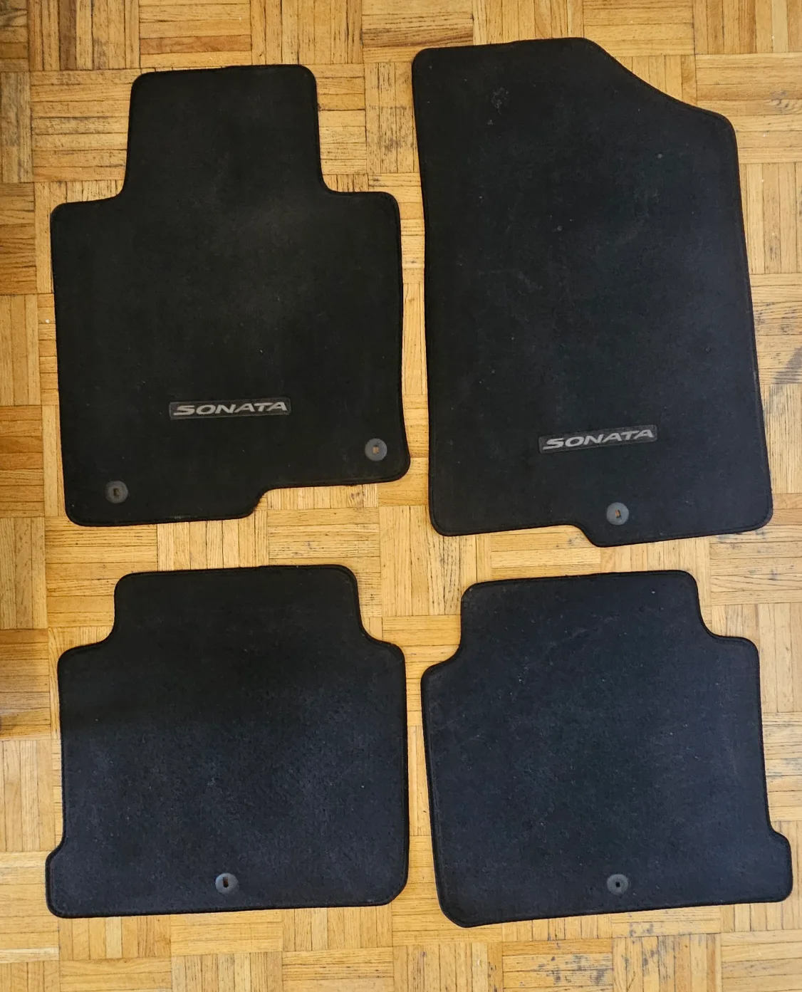 Hyundai Sonata Floor Mats - Black thumbnail