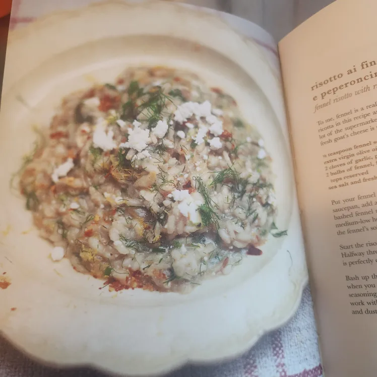 Jamie Oliver's Jamie's Italy Cookbook image indicator(5)