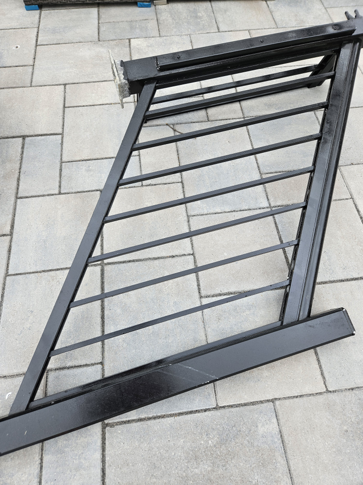 Black Metal Outdoor Railing - photo 3
