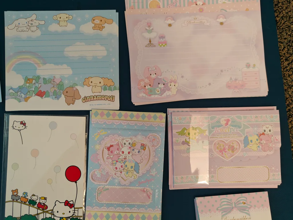 Sanrio Letter Set - Hello Kitty, Cinnamoroll & Sugar Bunny image indicator(8)