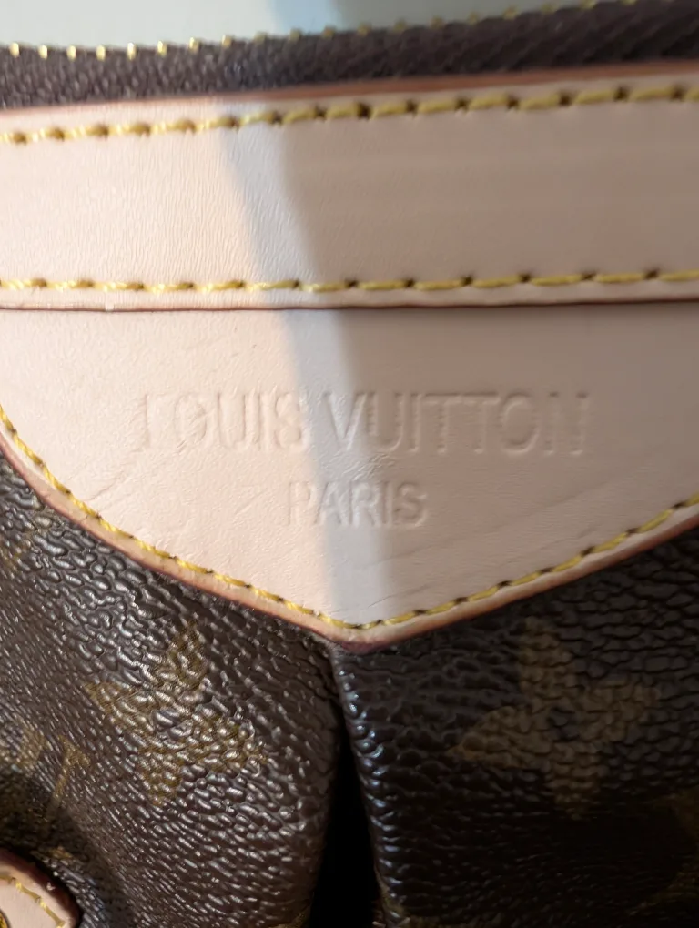 Faux Louis Vuitton Monogram Canvas Bag image indicator(3)