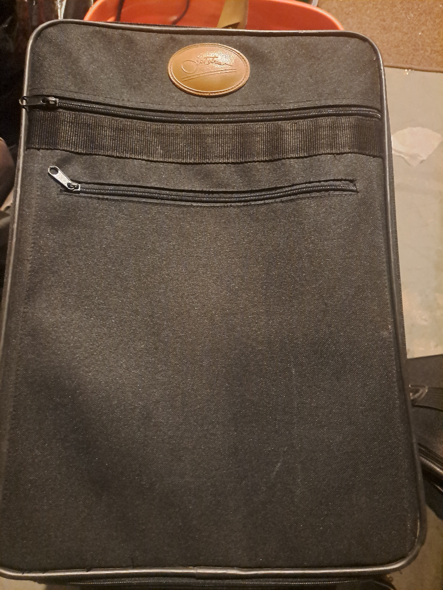 Black Suitcases - Jaguar, Travel Master - photo 2