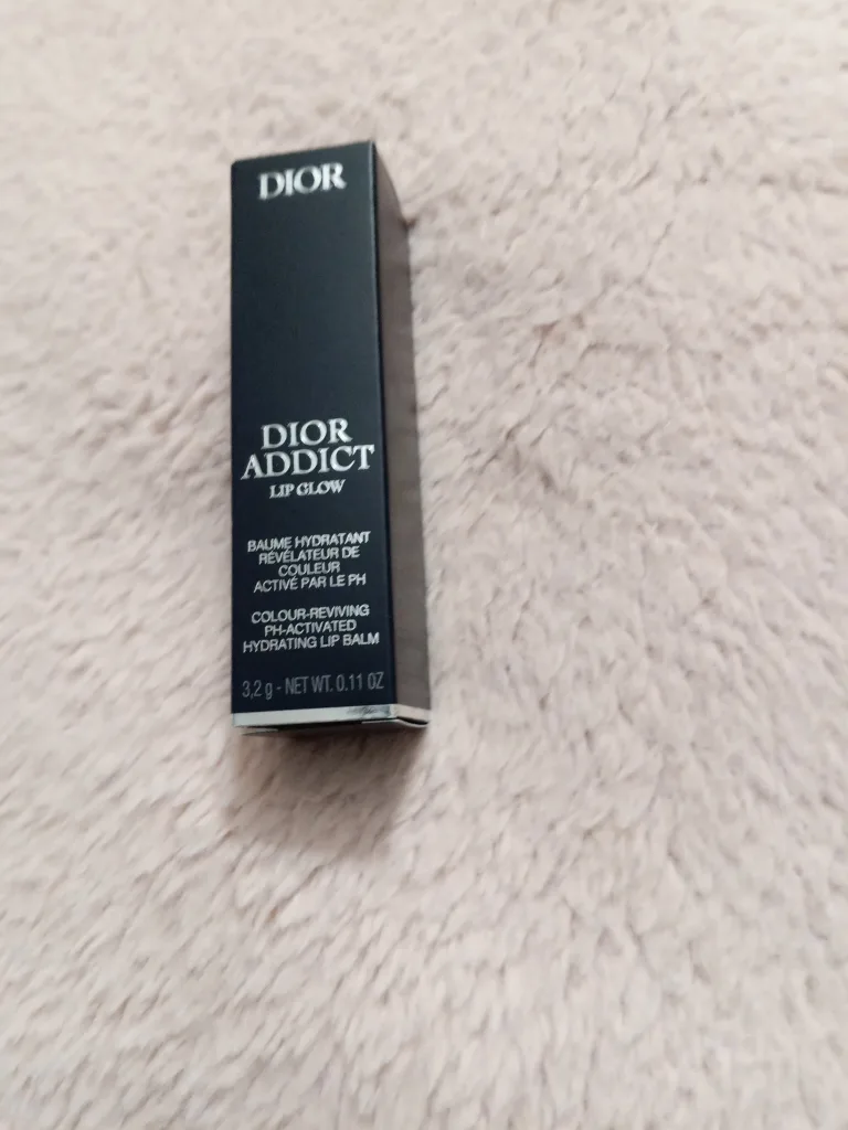 Dior Addict Lip Glow - Hydrating Lip Balm thumbnail