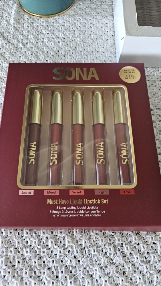 SONA Must Have Liquid Lipstick Set - New!