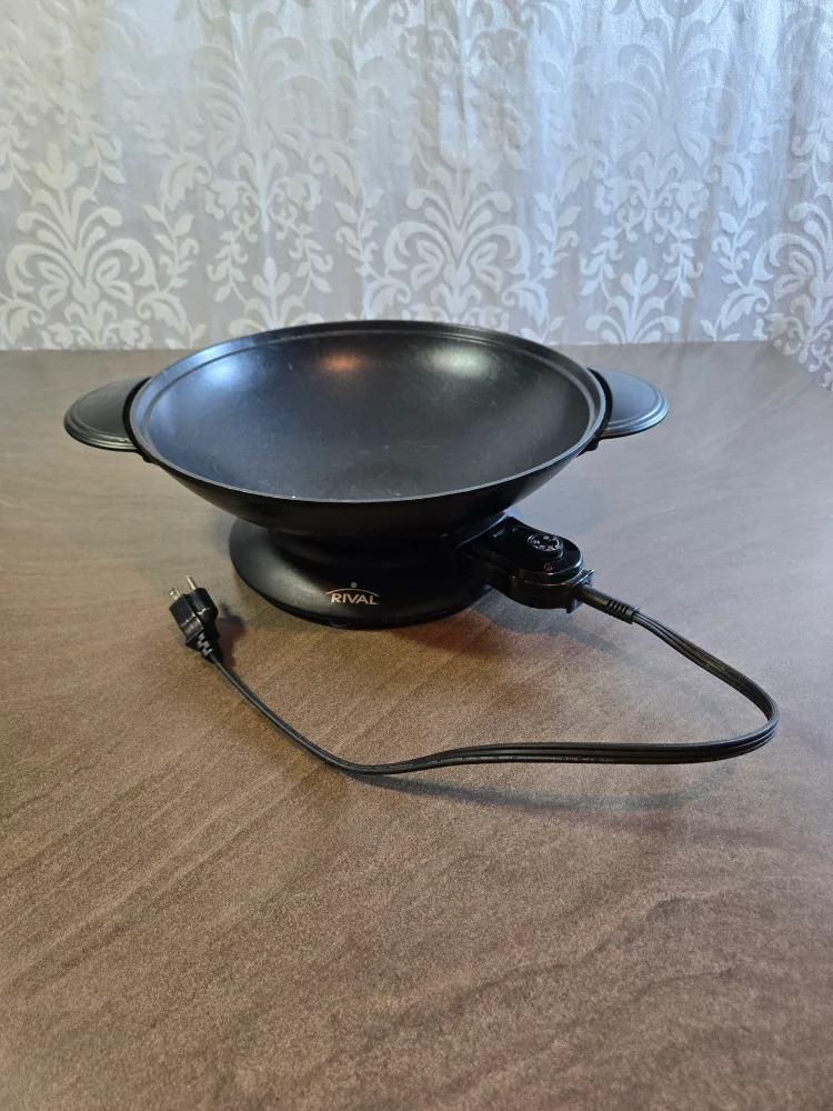 Rival Electric Wok - Black thumbnail