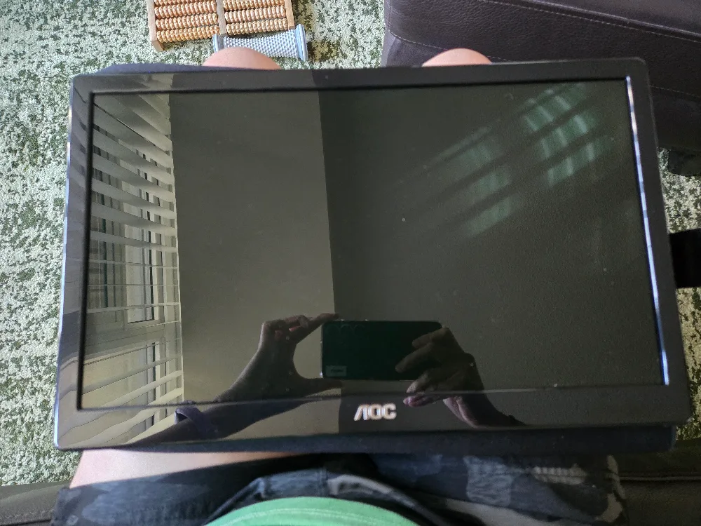 AOC Portable Monitor image indicator(2)