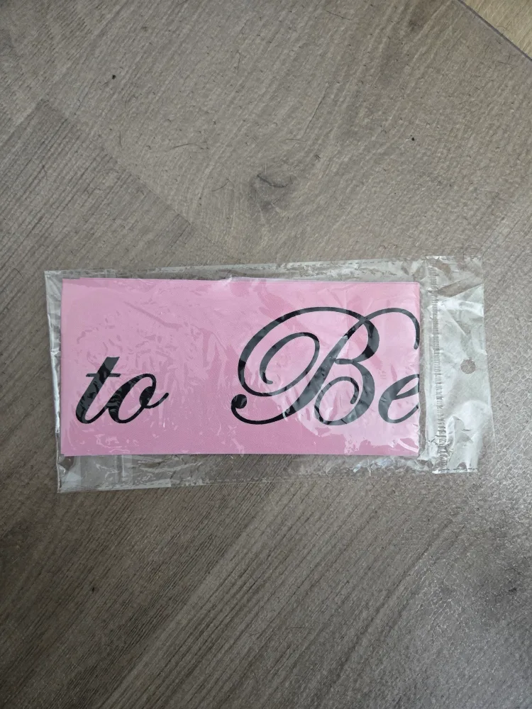 Free Bride to Be Pink Sash 🇨🇦 image indicator(2)