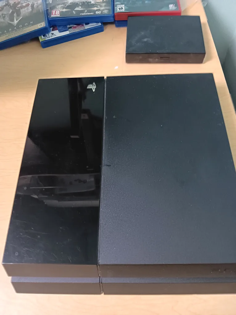 PlayStation 4 console + games thumbnail