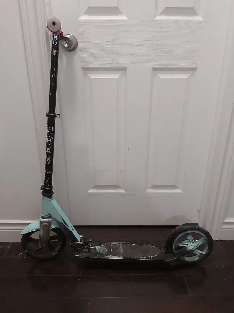 Used Scooter - Light Blue thumbnail
