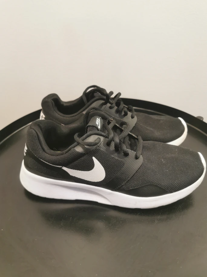 Nike Sneakers - Black (Size 40) - photo 3