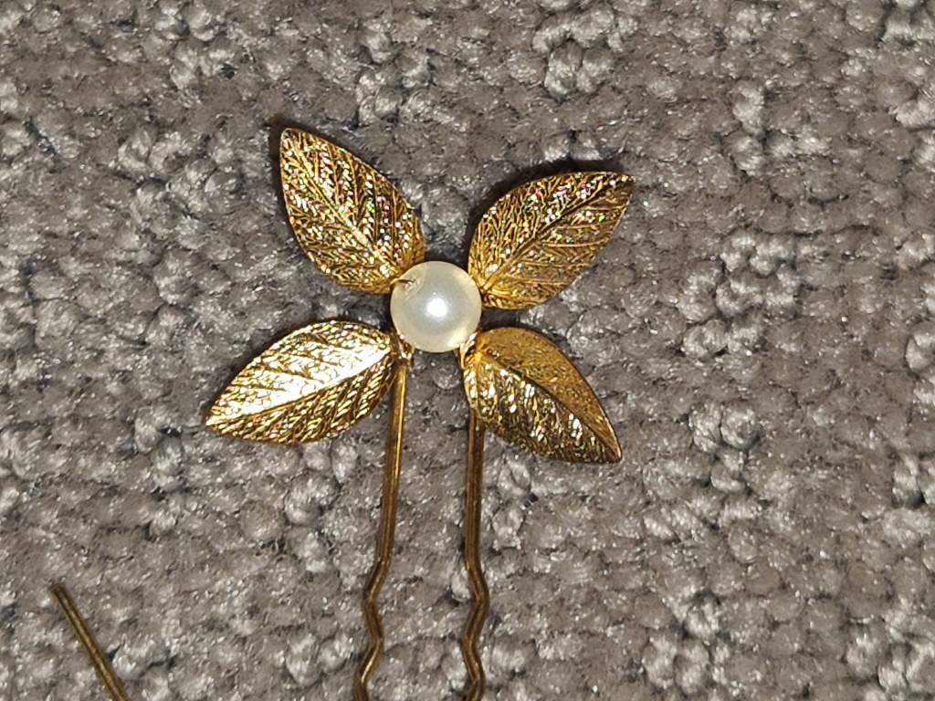 Handmade Pair Wedding Gold Leaf Flower & Pearl Bridal Hair Pin - photo 2