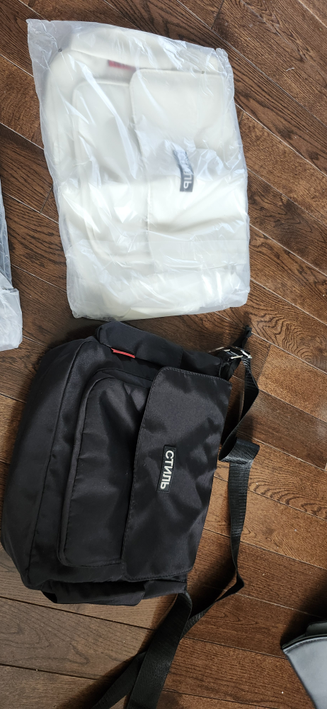СТИЛЬ Black or white Shoulder Bag, price for each, new