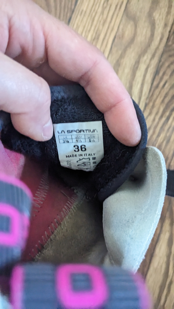 La Sportiva Kubo Climbing Shoes - Size 36 - photo 3