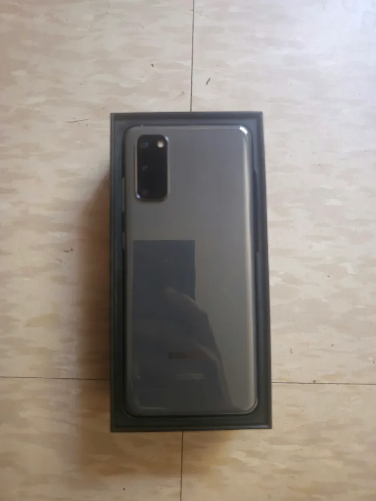 Samsung Galaxy S20 5G image indicator(6)