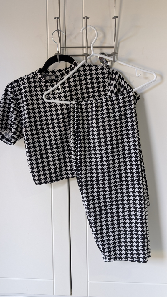 Two-Piece Outfit Set - photo 3