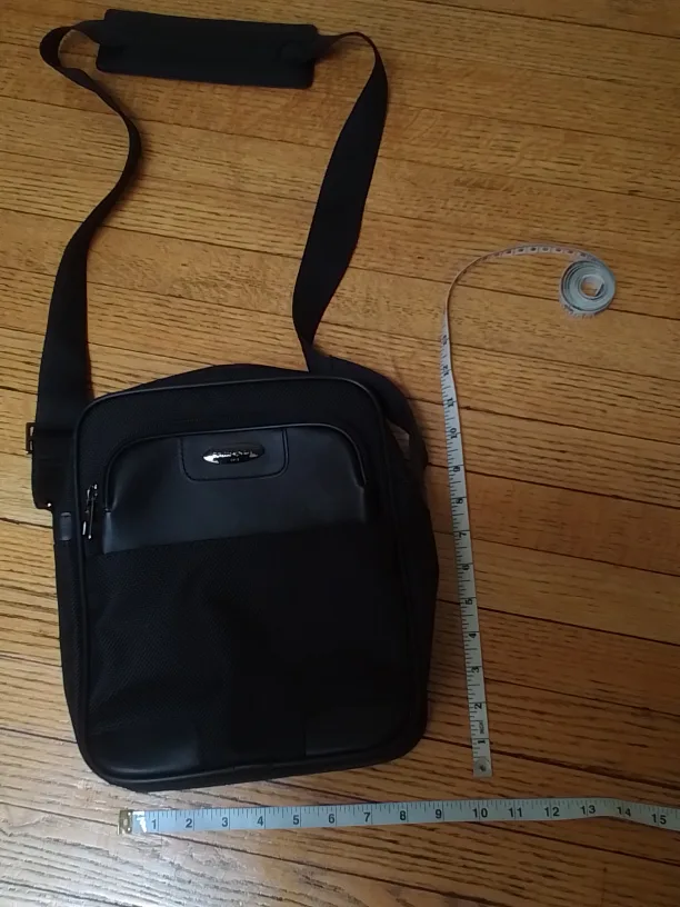 Samsonite Black Shoulder Bag thumbnail
