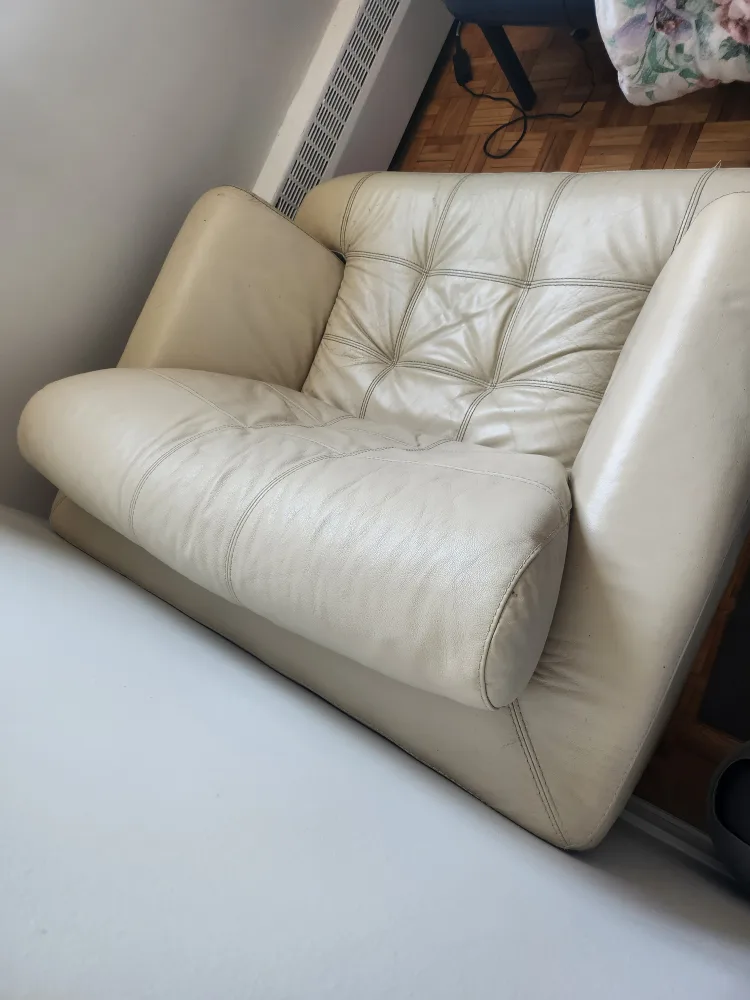 Leather Lounge Chair - Cream Colour thumbnail
