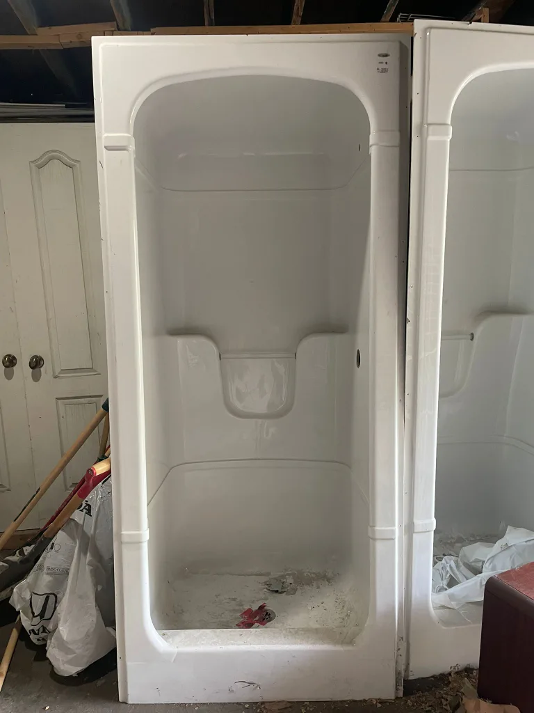 Shower stall thumbnail