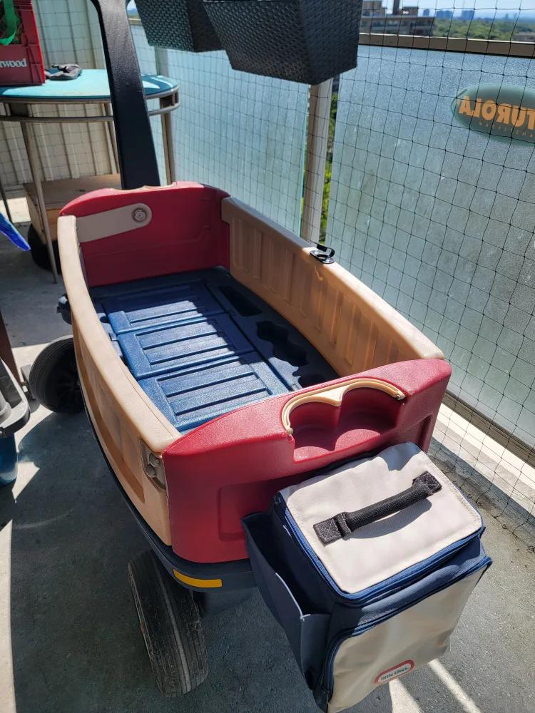 Little Tikes Wagon with Cooler thumbnail