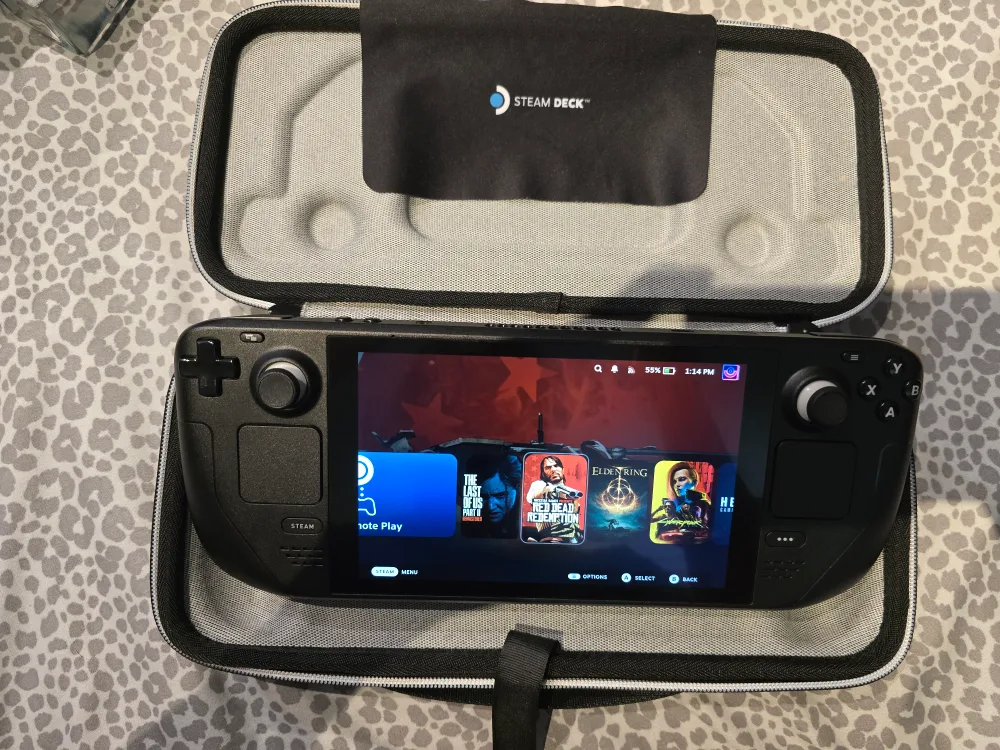 Steam Deck LCD 512gb - Pristine Condition thumbnail