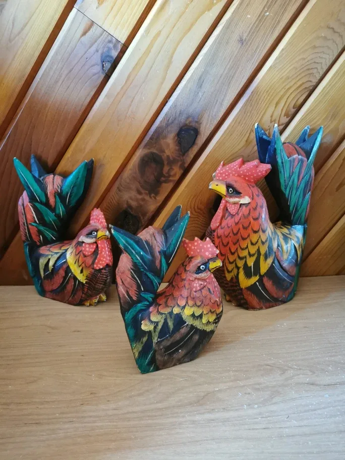 Vintage Rooster with Chickens thumbnail