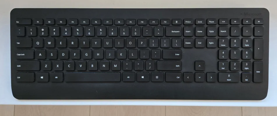 Microsoft Wireless Keyboard - Black thumbnail