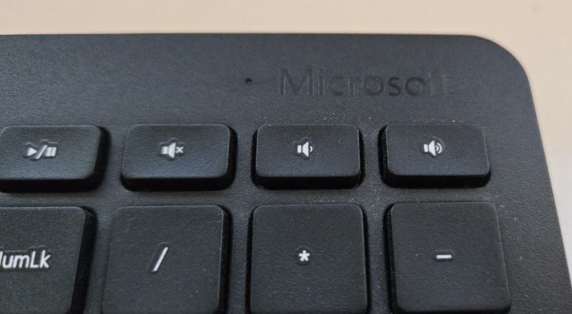 Microsoft Wireless Keyboard - Black - photo 2