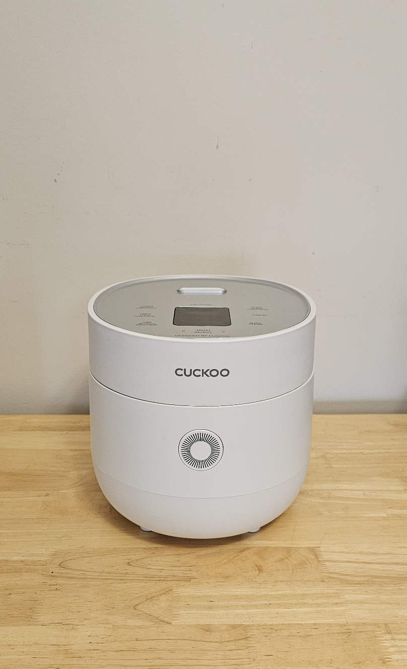 *MINT* Cuckoo CR-0375F Rice Cooker - White