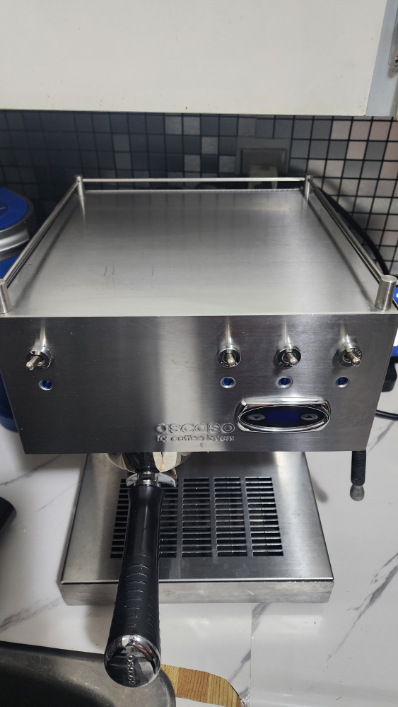 Ascaso Coffee Machine & DeLonghi Coffee Grinder - photo 3