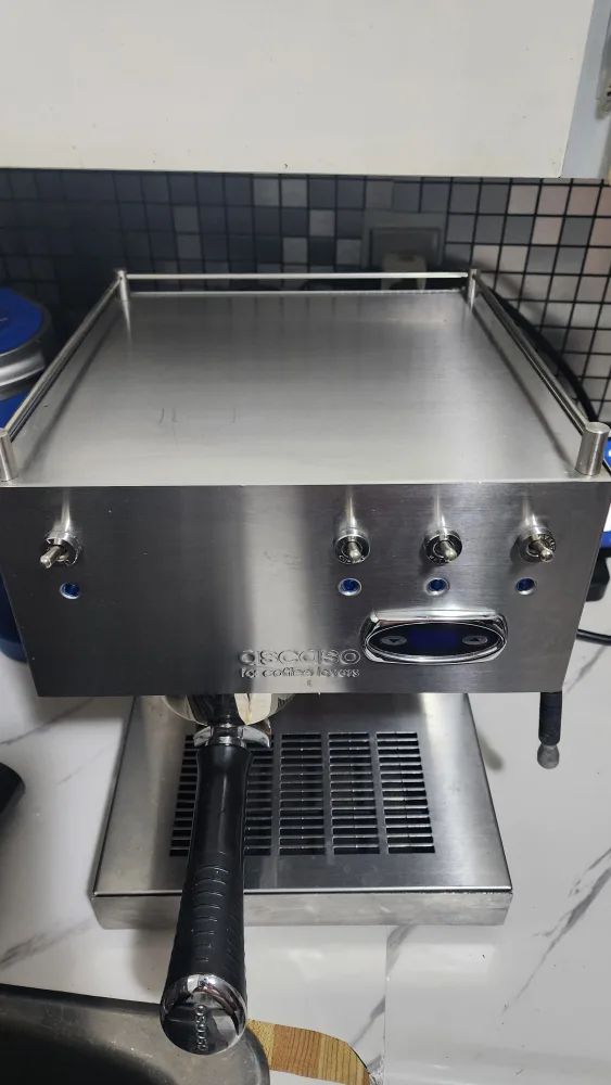 Ascaso Coffee Machine & DeLonghi Coffee Grinder image indicator(3)