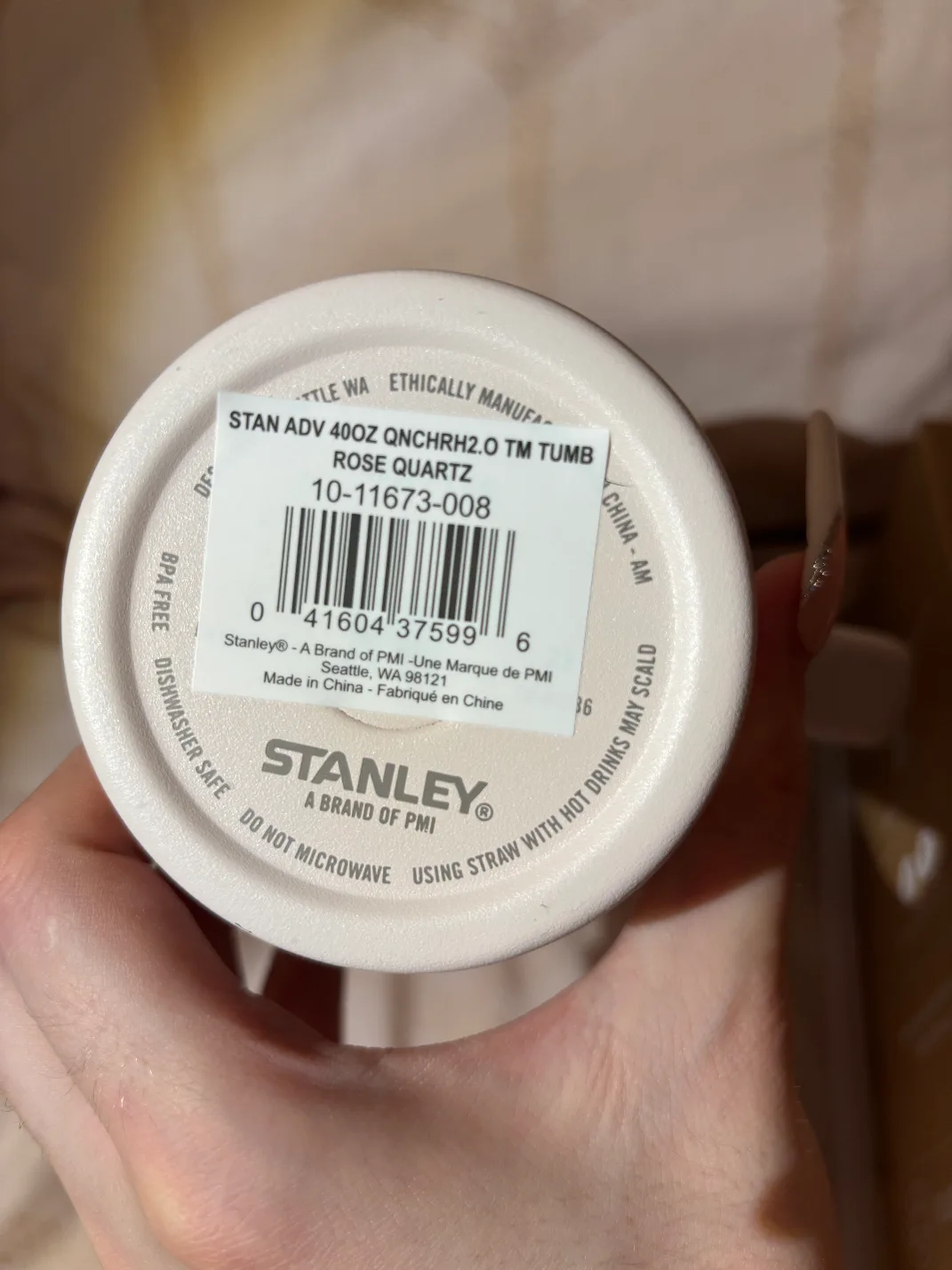 40 Oz Rose Quartz Stanley image indicator(2)