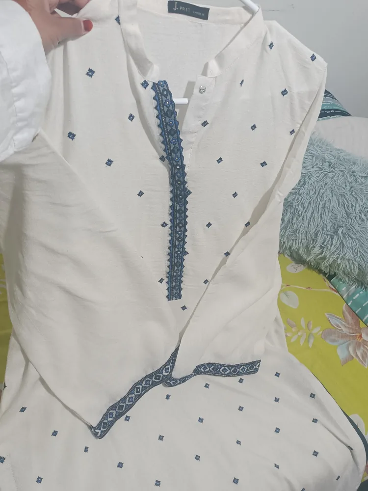 one piece from j.jamsheed ! image indicator(2)