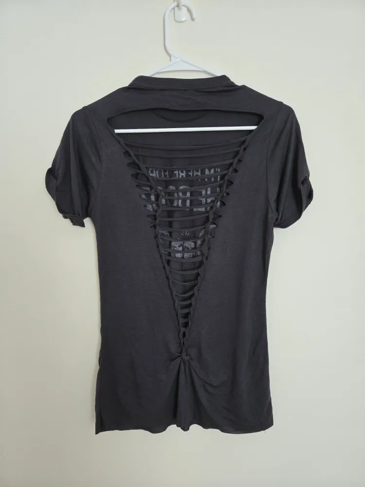 Halloween Graphic Tee - Size S image indicator(3)