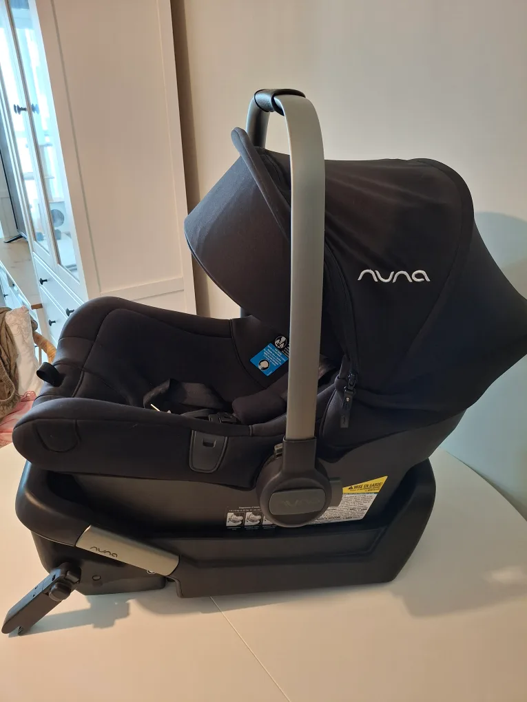 Nuna Pipa Infant Car Seat - Black thumbnail