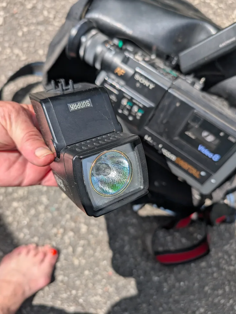 garage sale image indicator(4)