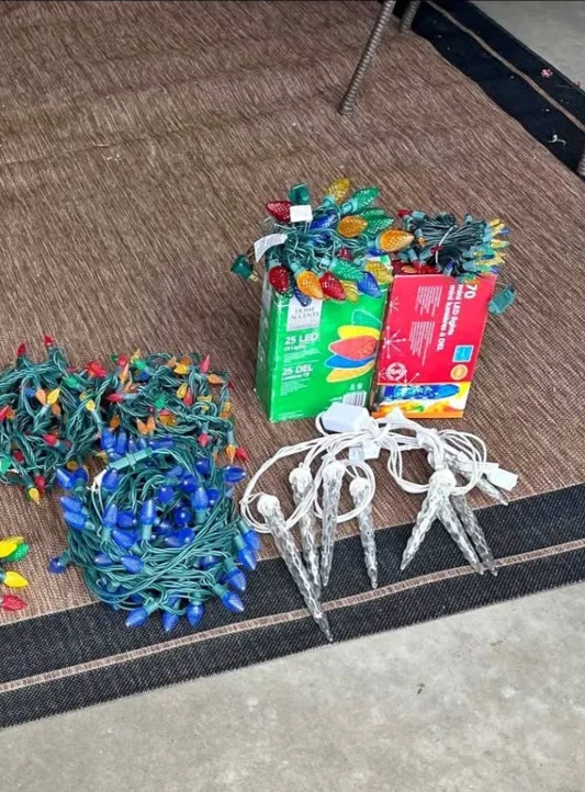 Christmas Lights - Multi-Colour All Work Some New image indicator(2)