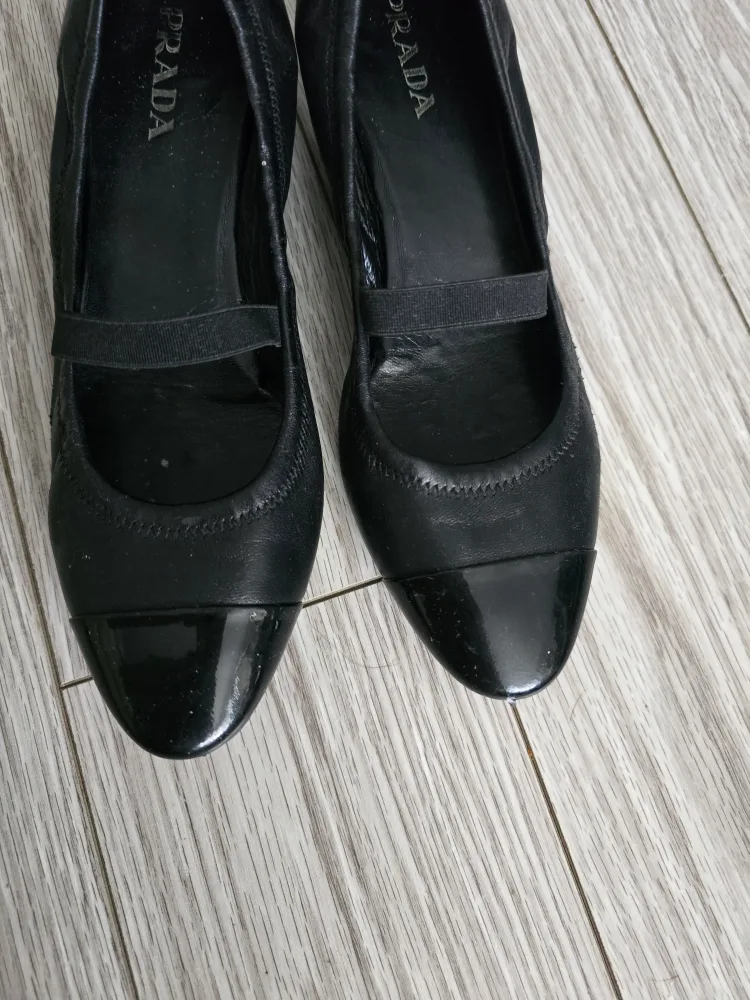 Prada Black Leather Mary Jane shoes image indicator(2)