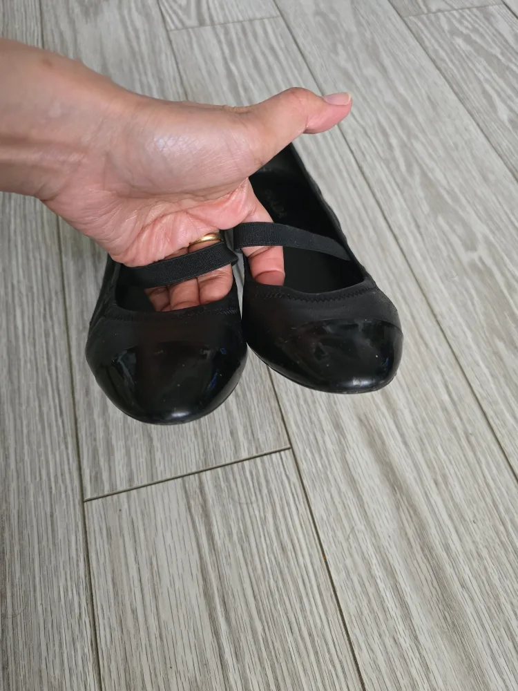 Prada Black Leather Mary Jane shoes image indicator(4)