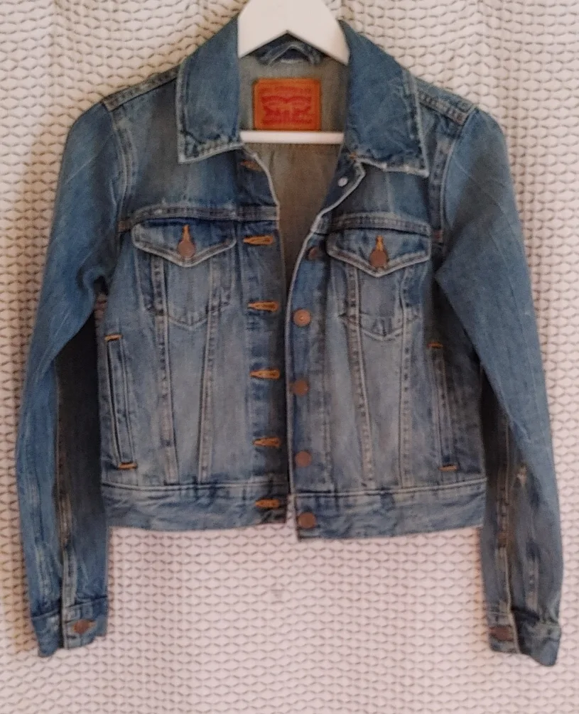 Levi's Denim Jacket - Size Small thumbnail