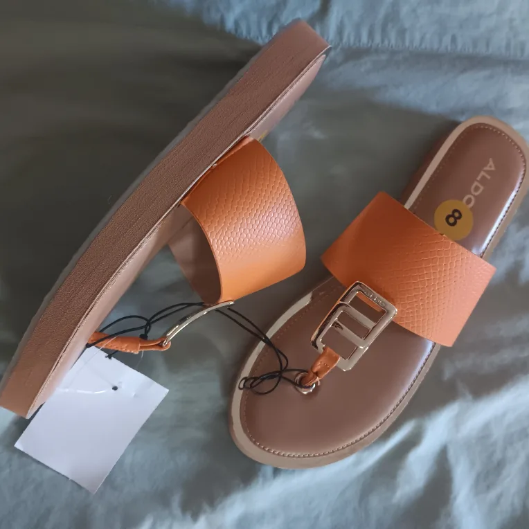 New ALDO Daliahillaa1 Orange Sandals - Size 8 image indicator(4)