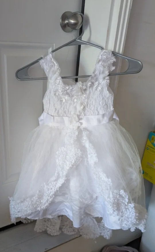Girls' Dresses - White & Pink thumbnail