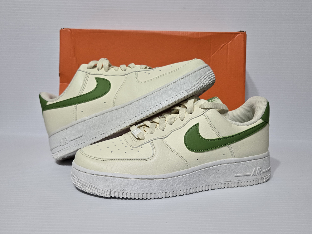 Nike Air Force 1 '07 NN Women's Size 8