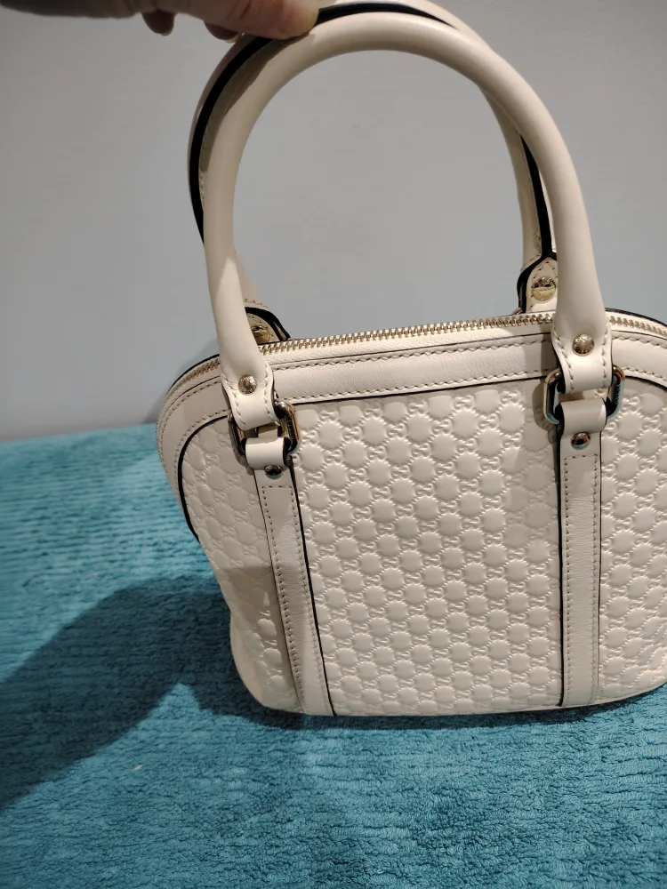 Gucci Micro Guccissima Dome Bag - Off White image indicator(7)