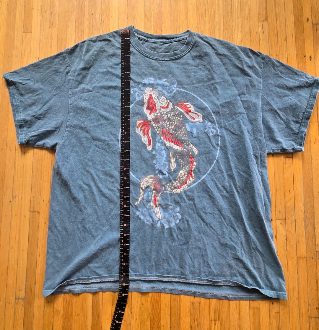 Urban Outfitters Koi Fish Graphic Tee - L/XL thumbnail