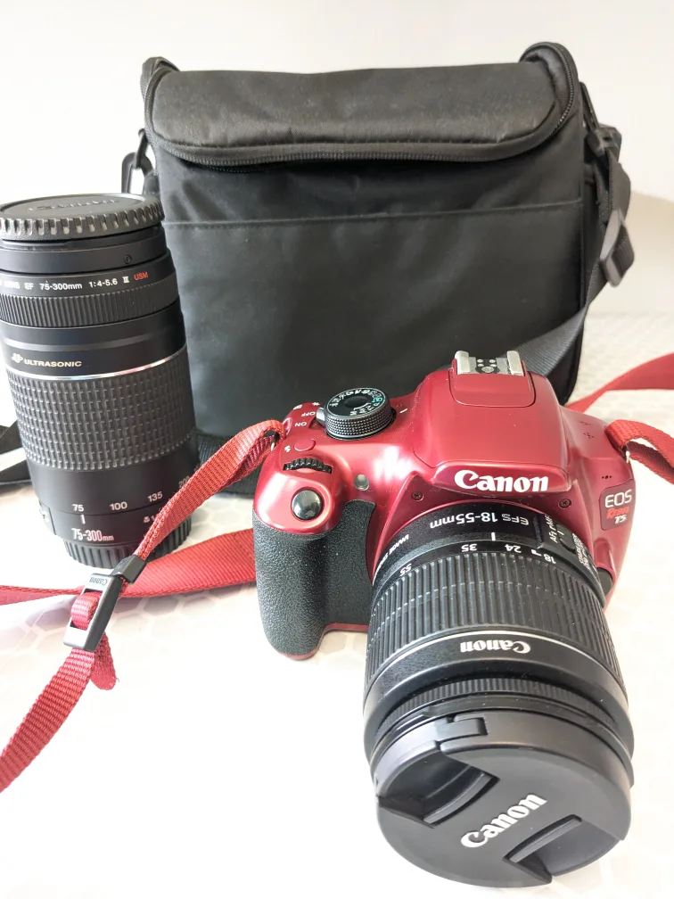 Canon EOS Rebel T5 DSLR Camera with 2 Lenses thumbnail