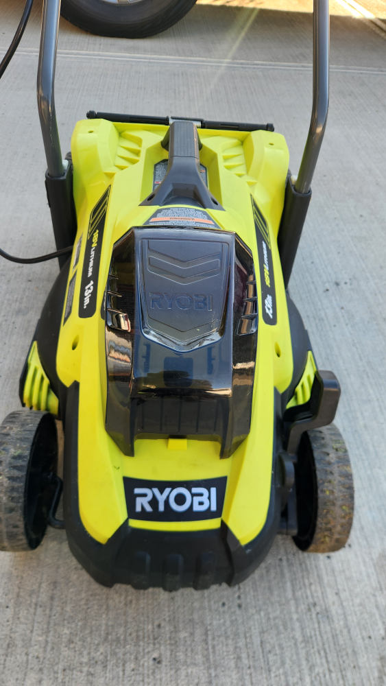 Ryobi 18V Lithium 13-inch Lawn Mower - photo 3