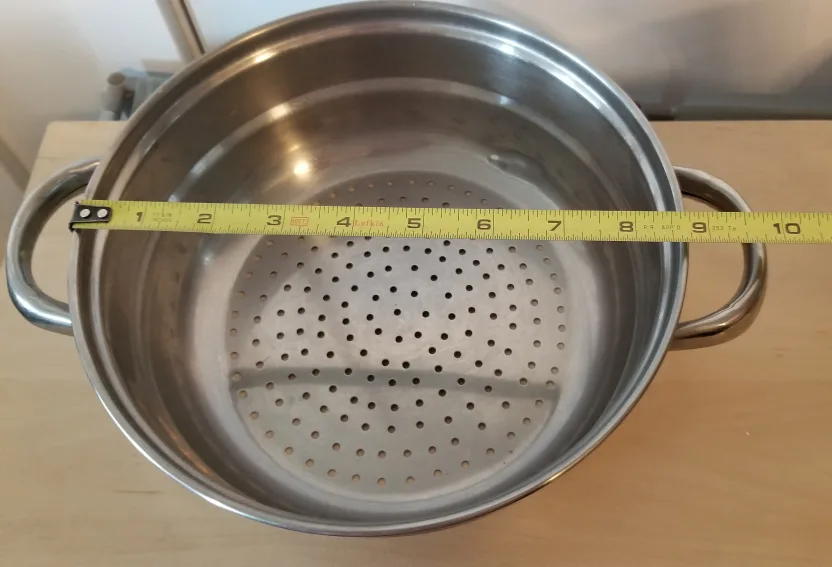 3 Stainless steel steamers/Colander with Handles.$6 each. image indicator(3)