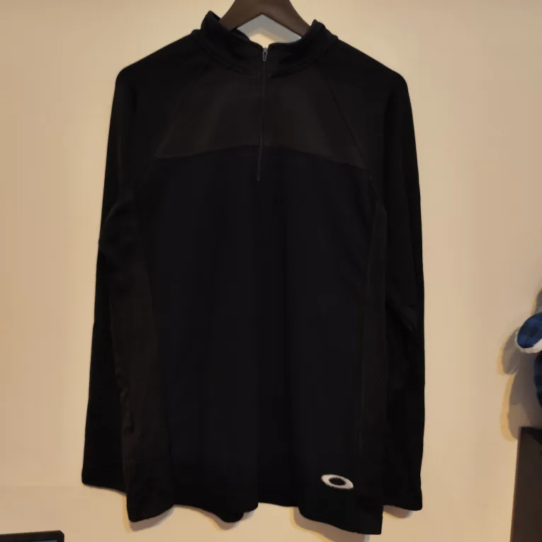 Vintage Oakley Black Long Sleeve Quarter Zip thumbnail