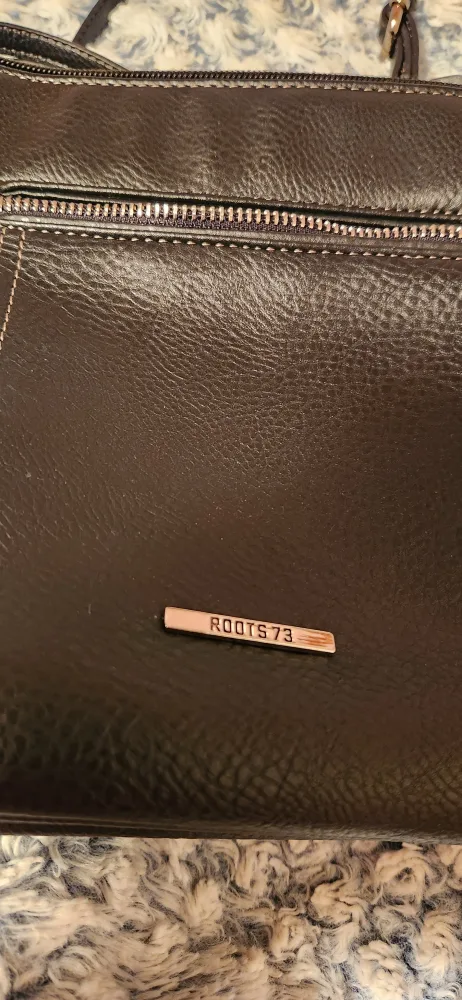 Roots 73 Brown Shoulder Bag🇨🇦thrifty picks image indicator(2)