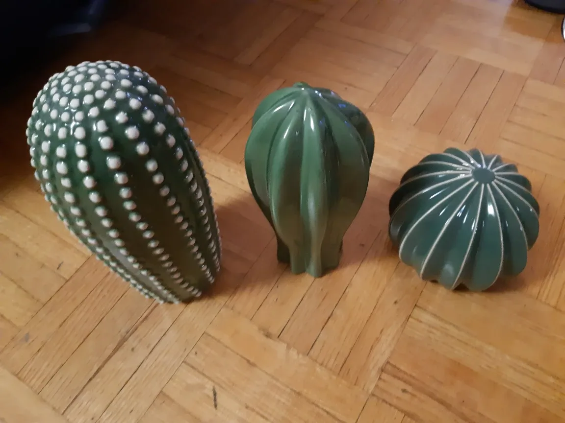 Ceramic Cactus Decor - Set of 3 🇨🇦 thumbnail